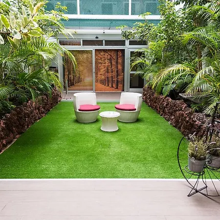 Garden Loft Roy Lichtenstein